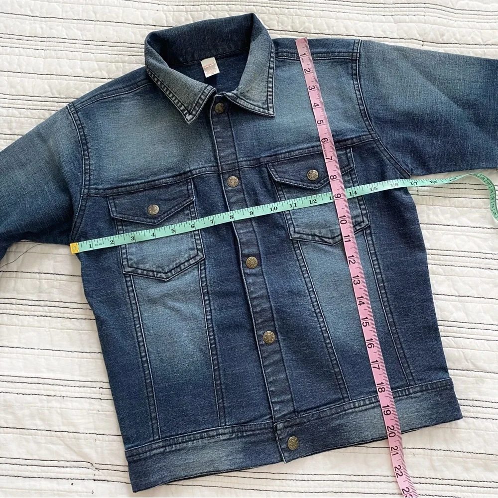 NWT The Wishing Elephant Kids Denim Shacket Gender Neutral size Youth Medium 7/8